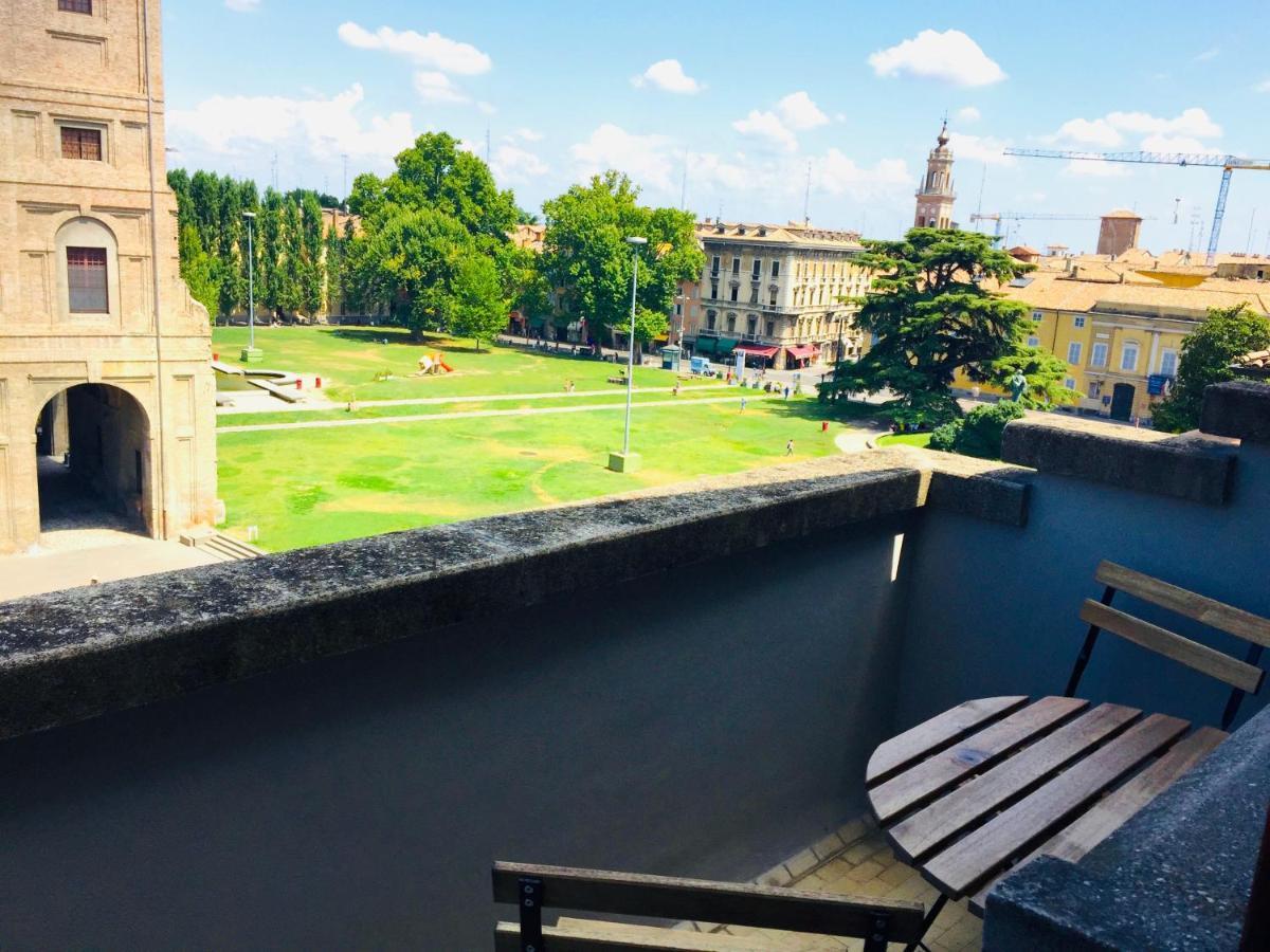 Pilotta'S Balcony Apartment Parma Exterior photo